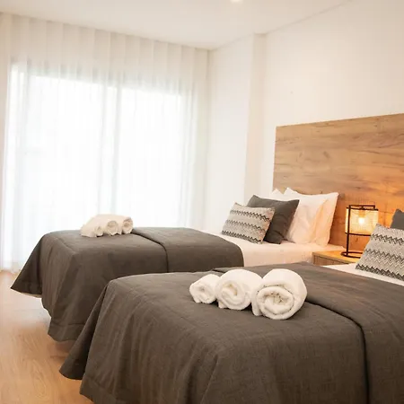 Refugio Da Muralha - By Sch Nazaré