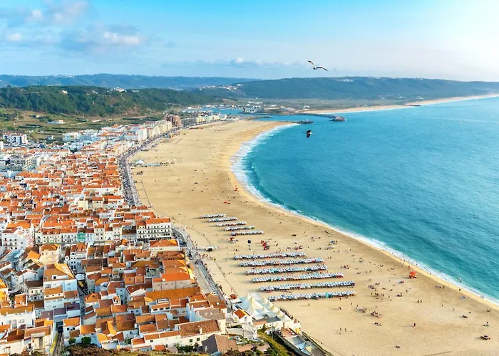 Refugio Da Muralha - By Sch Daire Nazaré