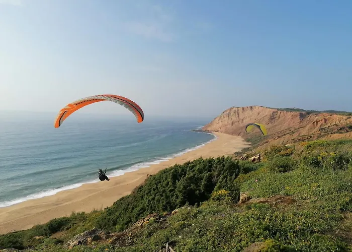 Refugio Da Muralha - By Sch Nazaré