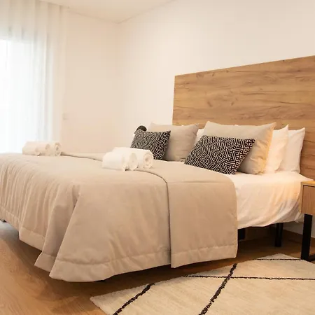 Refugio Da Muralha - By Sch * Nazaré