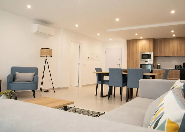 Refugio Da Muralha - By Sch